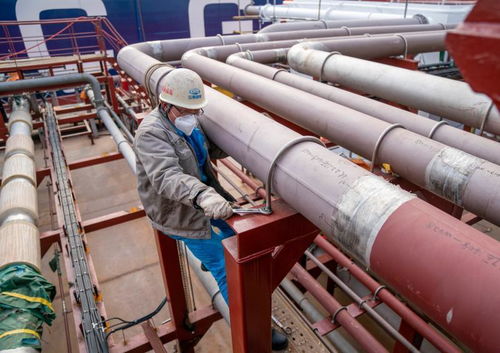 生產任務重，上海激光管廠春節期間萬余人加班趕工